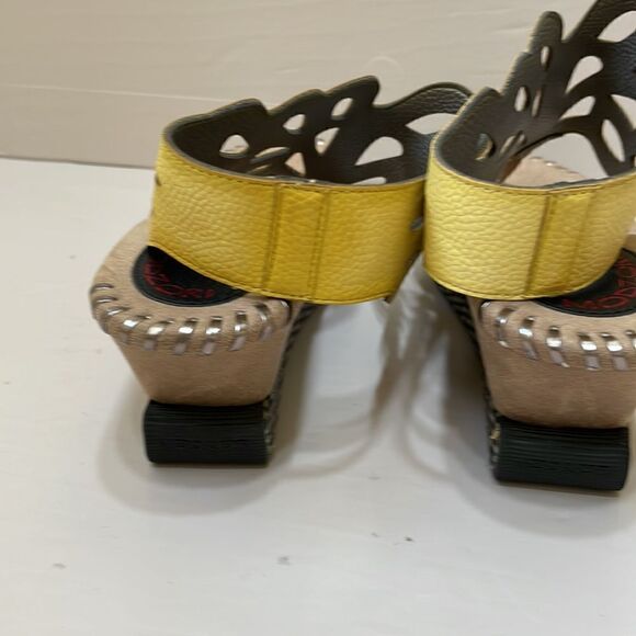 MODZORI REVERSIBLE SANDALS IN LEATHER‎ - Picture 6 of 10